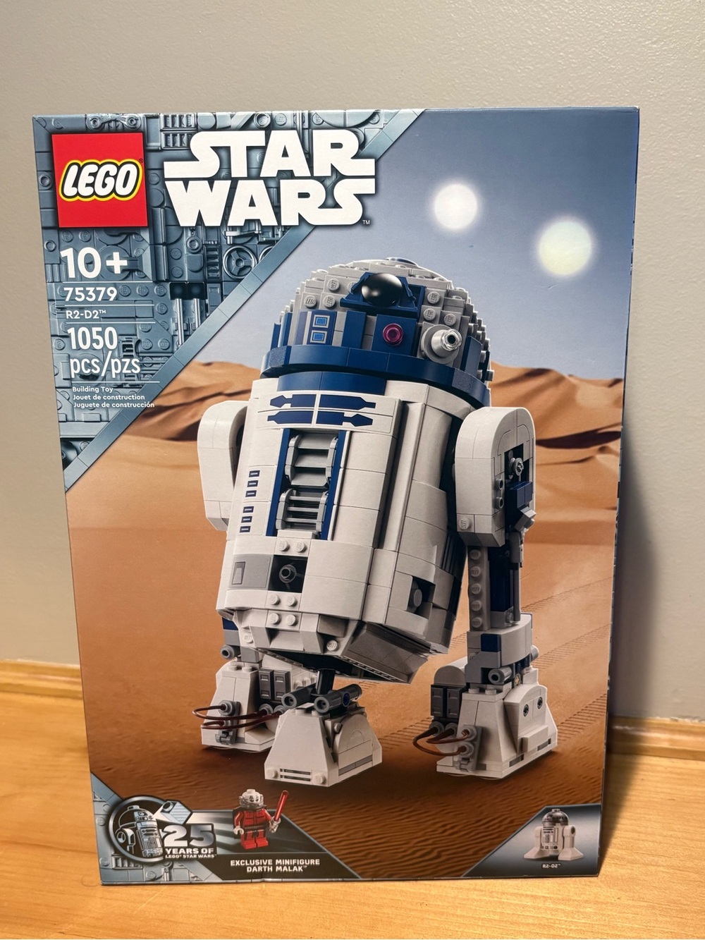 LEGO Star Wars R2-D2 75379